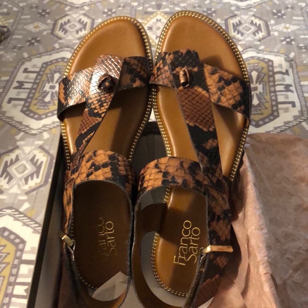 Franco Sarto L-Glenni Flat Sandals